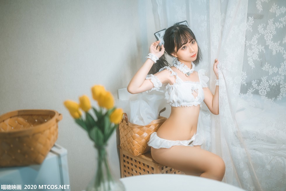 萝莉小美女